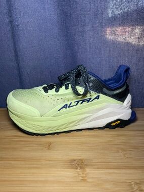Altra Olympus 6 Low Women's Trail Running Shoes Sz 7 Green Navy Blue Hiking